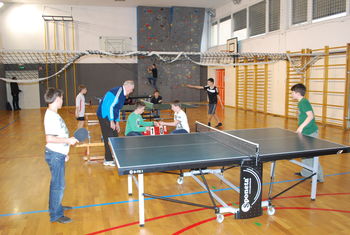 Tekmovanje v namiznem tenisu