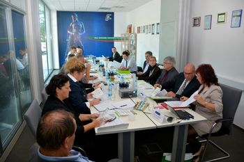 Podjetje Elvez je obiskal predsednik Gospodarske zbornice Slovenije Podjetje Elvez je obiskal predsednik Gospodarske zbornice Slovenije