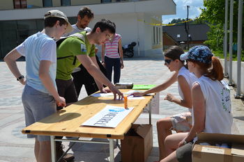 Zaklad našli v slabi uri