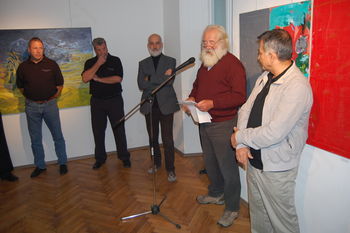 Tretja galerija v nizu Tretja galerija v nizu