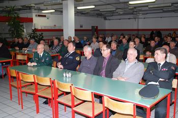 Veterani z novim starim vodstvom