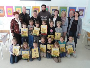 BRALNE ZNAČKE JE PODELIL BOŠTJAN GORENC PIŽAMA PISATELJ, PREVAJALEC, REPAR IN IGRALEC