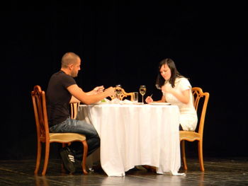 Gledališka predstava - Plešasta pevka