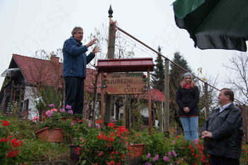 Misli za odkritje obeležja ulice