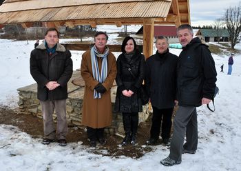 TISKOVNO POROČILO- Otvoritev obnovljenega vodnjaka " forški štapuh" na Sv. Jerneju nad Muto