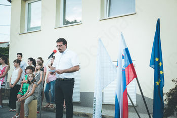 Spomin, ki raste iz pepela…