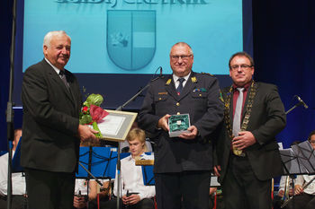 Samo skupaj lahko premaknemo stvari