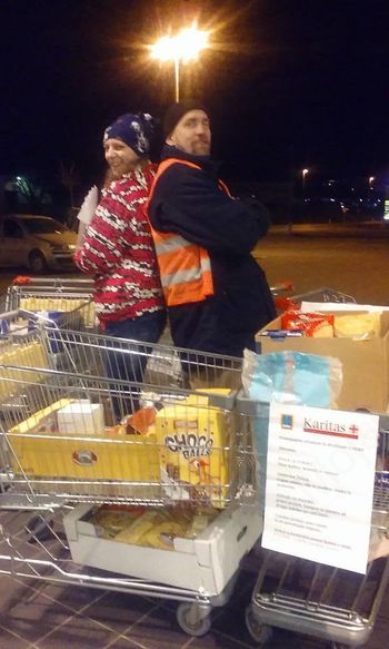 Končno tudi mleko za ljudi v stiski Končno tudi mleko za ljudi v stiski