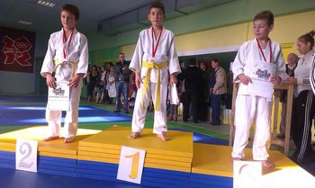 Štirje člani na prvi judo tekmi osvojili štiri medalje