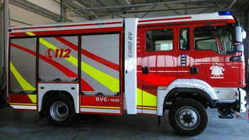 GASILSKO VOZILO S CISTERNO KMALU NA VRANSKEM