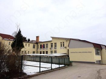 Kljub rdečem alarmu običajen dan za naše šolarje Kljub rdečem alarmu običajen dan za naše šolarje