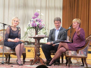 Tržičanka  Marija Ahačič Pollak tke niti življenja s spoštovanjem in ljubeznijo