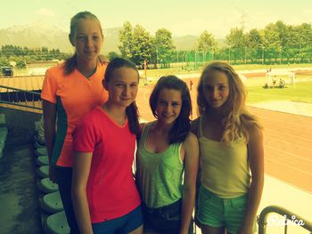 Bogata bera medalj v rokah vrhniških atletov