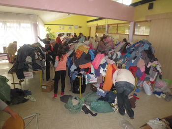 Ponovno uspešni pri zbiranju oblačil, obutve, igrač ...