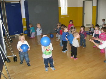 Vpis v vrtec za šol. leto 2015/16