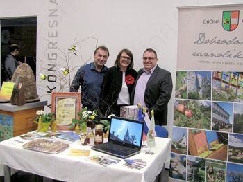 O vojniški občini »brenčalo« na mednarodnem čebelarskem sejmu v Celju