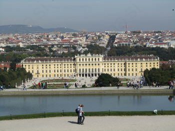 Šopek za matere in žene
