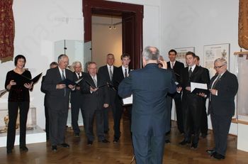 Moški pevski zbor Janka Kersnika pel na odprtju razstave ob 550-letnici ljubljanske nadškofije 