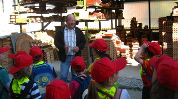 PRI PEČARJU IN PEKU