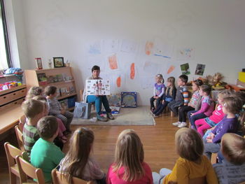 Blejski knjižničarji tudi v vojašnico