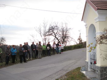 Romanje k Brezmadežni v kapelo Lurške Matere božje