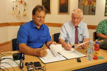 Podpis pogodbe za obnovo smučišča Kanin