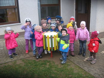 Za čisto okolico vrtca Čebelica v Gabrovki