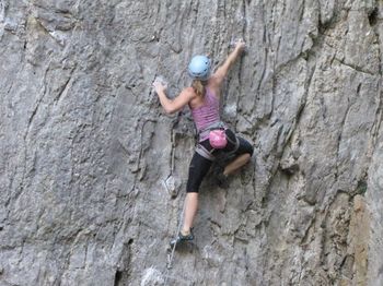 Prva 8a za Saro Glušič Prva 8a za Saro Glušič