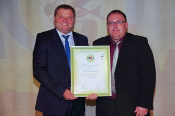 Frankolovo med najlepšimi vaškimi jedri