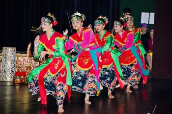 Indonezijski večer na Bledu