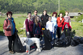 S skupnimi močmi, do čistejše vasi
