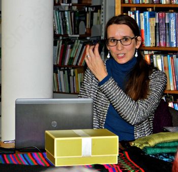 S knjigo Hči puščave med Tuarege