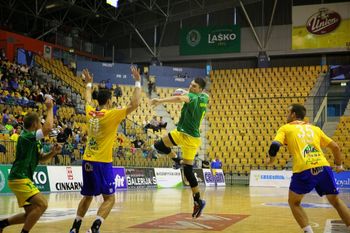 Januš Lapajne bo igral v drugi ekipi francoskega PSG