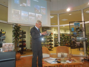 Zgodovinar dr. Risto Stojanovič gost v Knjižnici Ksaverja Meška Slovenj Gradec Zgodovinar dr. Risto Stojanovič gost v Knjižnici Ksaverja Meška Slovenj Gradec