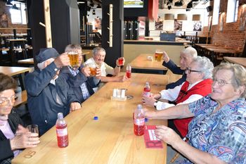 Stanovalci doma bili na jesenskem izletu