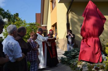 V poklon in ponos našemu rojaku