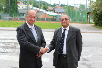 Obisk častnega konzula v Vojniku Obisk častnega konzula v Vojniku