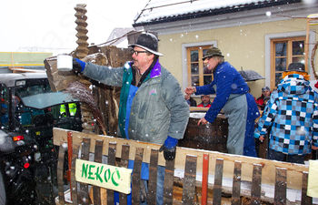 10 let na 400 let podlage