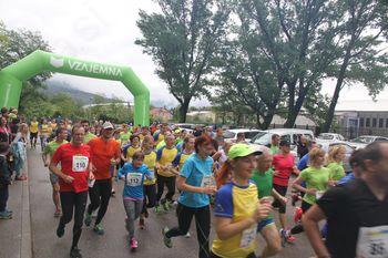 Na Majskem teku glavni zmagovalec vreme