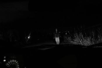 Neznanec vabi otroke v avto