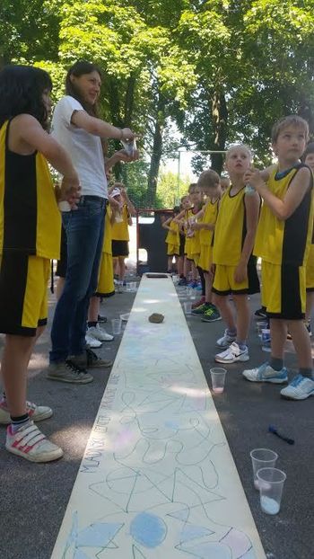 Dan košarke z Miki športom