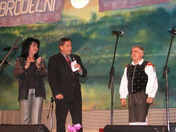 DOBRODELNI MIKLAVŽEV KONCERT