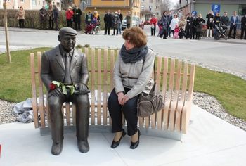 KIP IVANA MINATTIJA V SLOVENSKIH KONJICAH KIP IVANA MINATTIJA V SLOVENSKIH KONJICAH