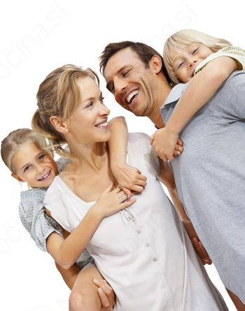 Zavarovalnica Maribor je odprla pisarno v Vojniku v Avtohiši Čepin Zavarovalnica Maribor je odprla pisarno v Vojniku v Avtohiši Čepin