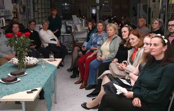 After eight v žalski knjižnici