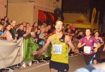 Množična udeležba nočnega teka