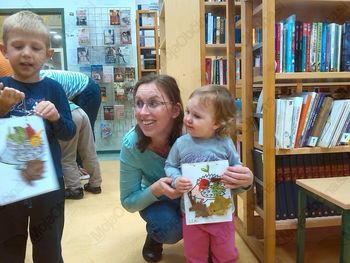 pravljična urica z ustvarjalno delavnico