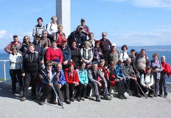Zimzeleni zbežali pred dežjem na obalo