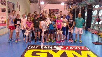 550 evrov za otroke v stiski 