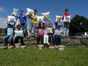 Izdelki učencev iz Podnanosa na razstavi